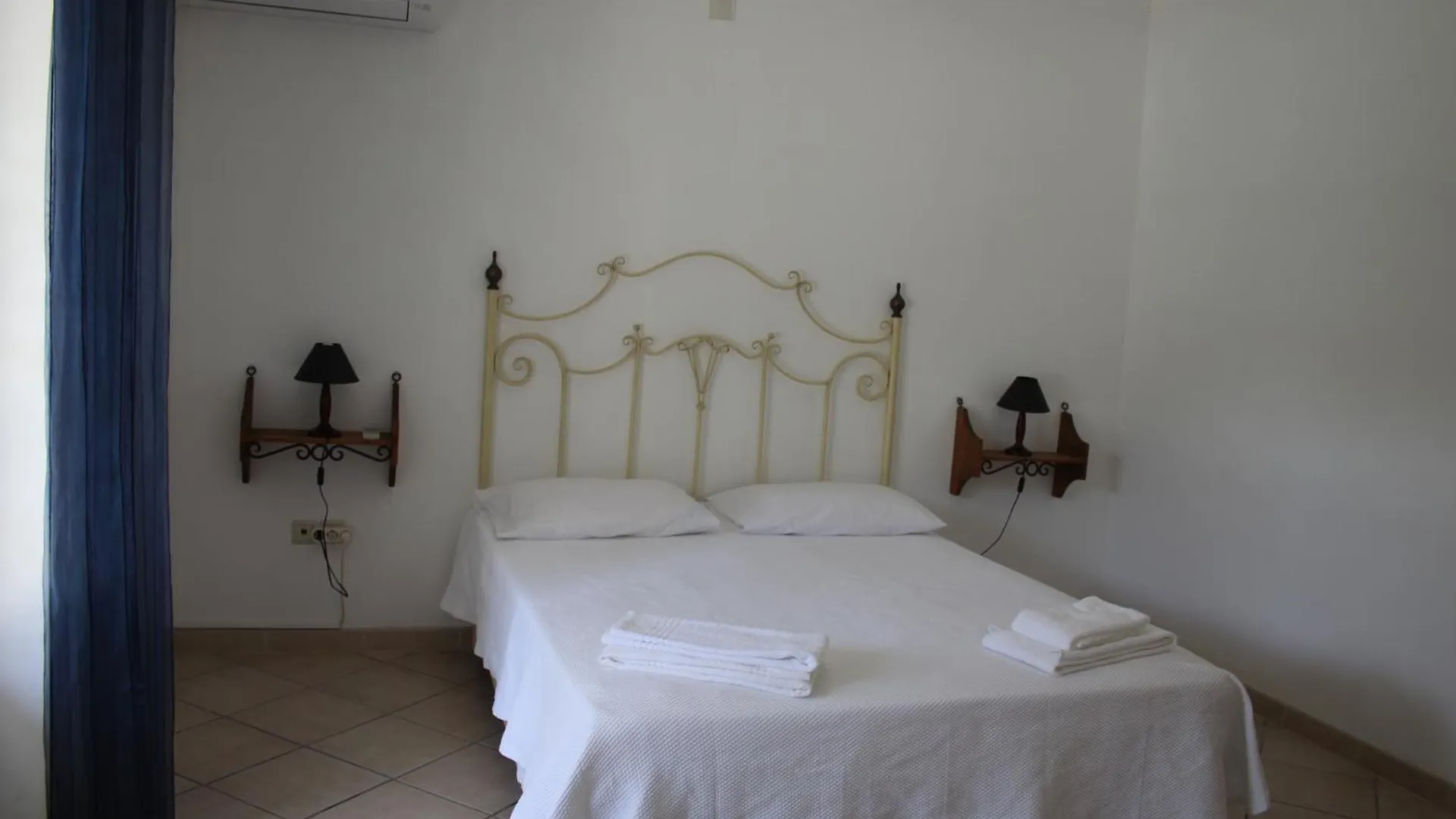 Villa Com Piscinas - Quintinha Do Lago Quarteira